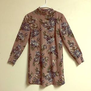 Floral long sleeve dress!